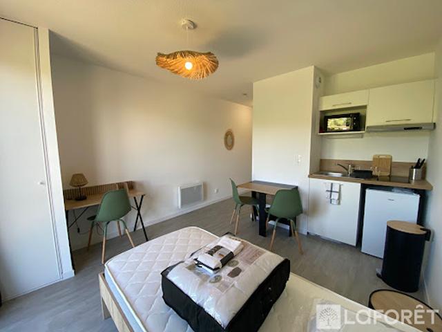 Location Appartement 1 pièce 22.2 m2 Champcevinel