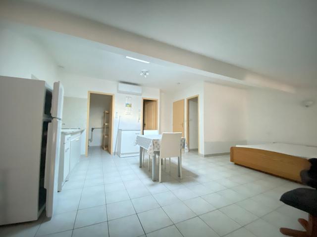Location appartement 1 pièce, 22.68m², Castelnaudary