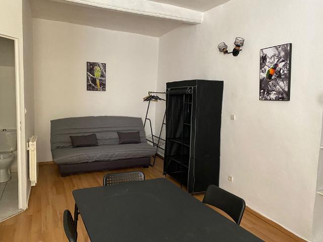 Location appartement 1 pièce, 22.60m², Bédarieux