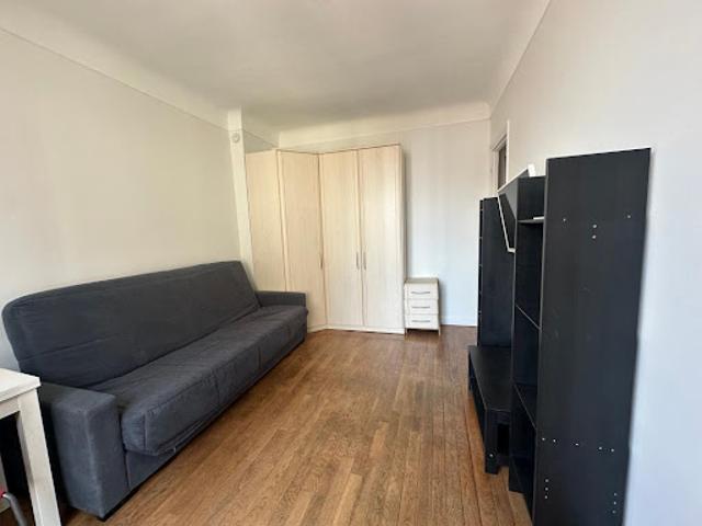Location Appartement 1 pièce 22.75 m2 Paris 19ème