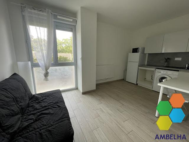 Location Appartement 1 pièce 22.76 m2 Orleans