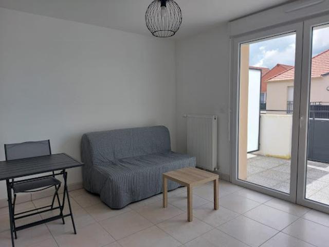 Location Appartement 1 pièce 22.7 m2 Dammarie les Lys