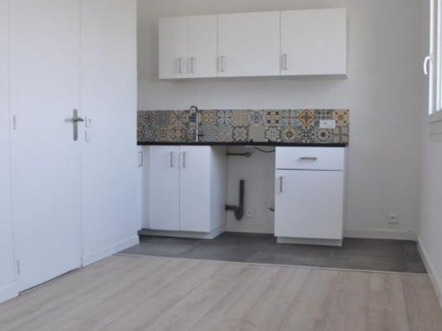Location appartement 1 pièce, 22.88m², Montmorency