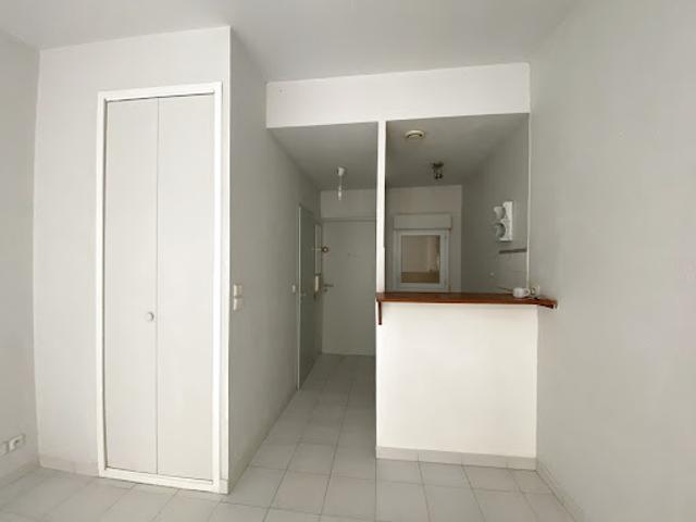Location Appartement 1 pièce 22.8 m2 Montpellier