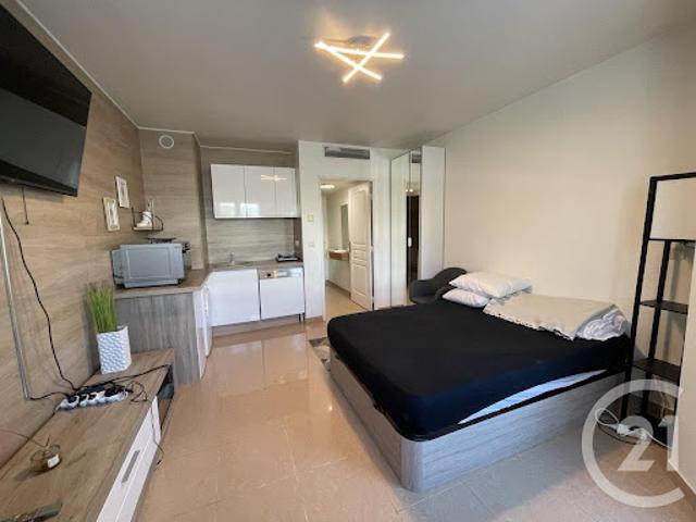 Location Appartement 1 pièce 22.95 m2 Nice