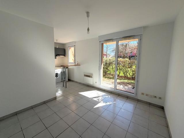 Location Appartement 1 pièce 22m² TOULOUSE 31100