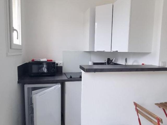 Location Appartement 1 pièce 22m² TOURS 37000