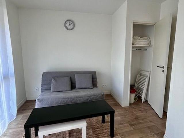 Location Appartement 1 pièce 22m² TROYES 10000
