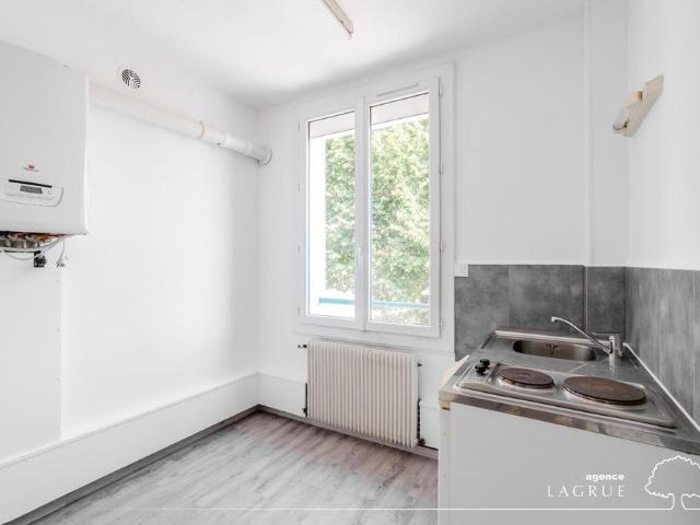 Location Appartement 1 pièce 22m² VICHY 03200