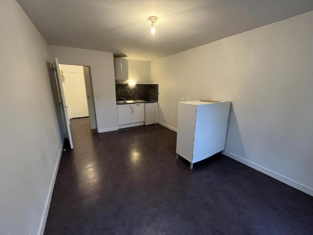 Location Appartement 1 pièce 22m² ANGERS 49100