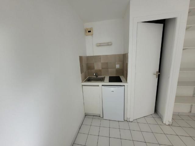 Location Appartement 1 pièce 22m² ARRAS 62000
