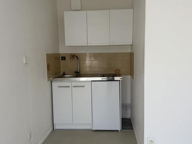 Location Appartement 1 pièce 22m² BORDEAUX 33000