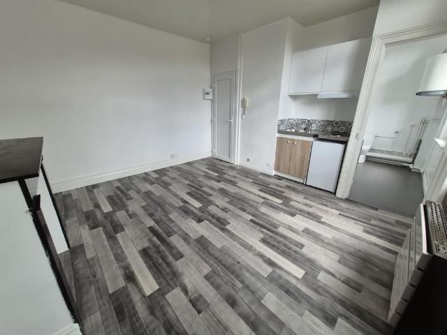 Location Appartement 1 pièce 22m² CAMBRAI 59400