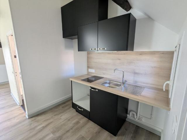 Location Appartement 1 pièce 22m² FONTAINEBLEAU 77300