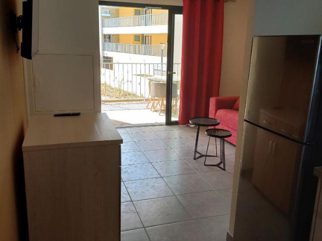 Location Appartement 1 pièce 22m² LE TAMPON 97430