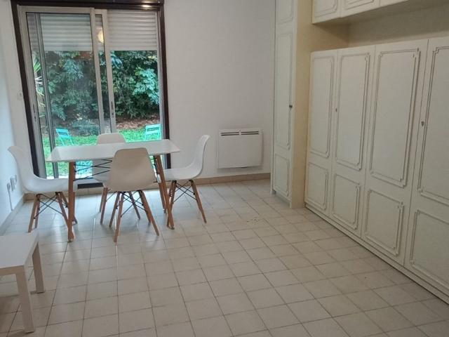 Location Appartement 1 pièce 22m² MONTPELLIER 34080