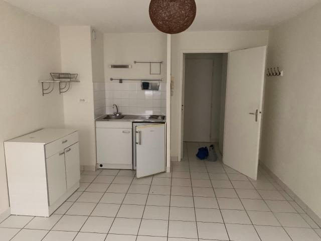 Location Appartement 1 pièce 22m² NANTES 44000