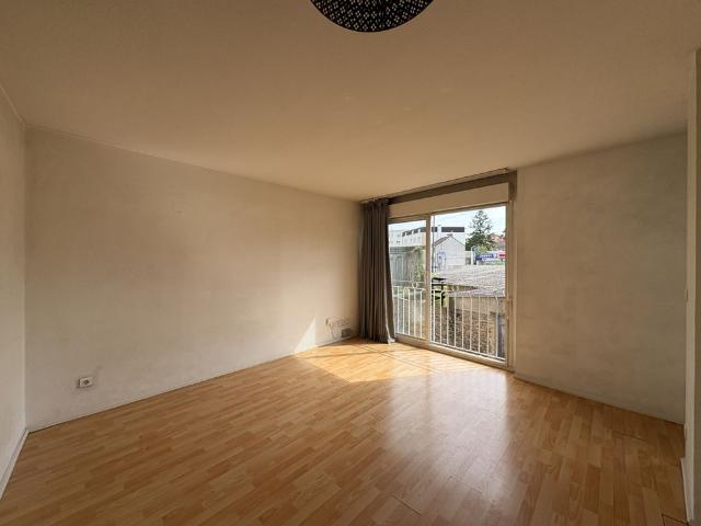 Location Appartement 1 pièce 22m² PALAISEAU 91120