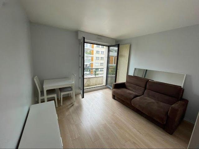 Location Appartement 1 pièce 23 m2 Courbevoie