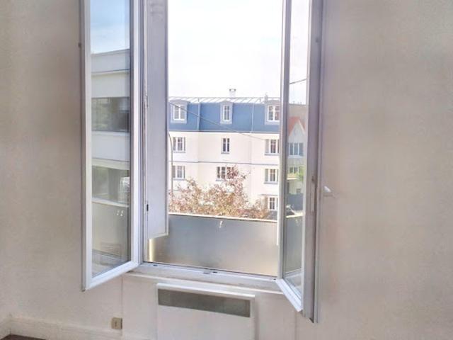Location Appartement 1 pièce 23 m2 Suresnes