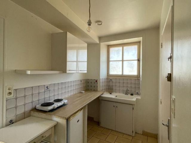 Location appartement 1 pièce, 23.00m², Fontenay le Comte