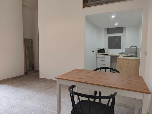Location appartement 1 pièce, 23.00m², Paris 11