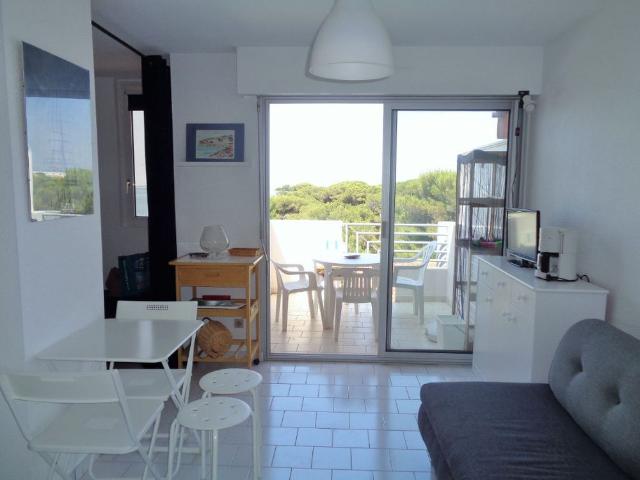 Location appartement 1 pièce, 23.00m², Sète