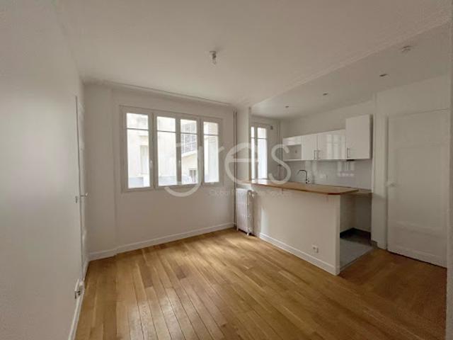 Location Appartement 1 pièce 23.37 m2 Paris 7ème