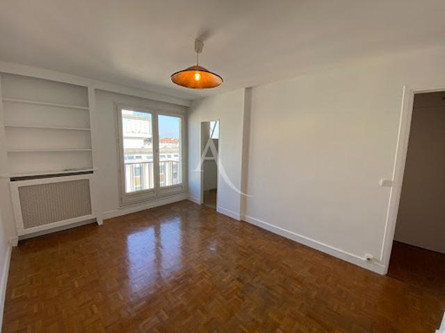 Location Appartement 1 pièce 23.42 m2 Clamart