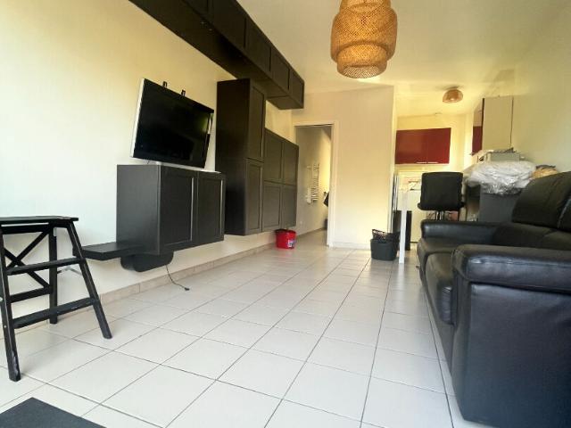Appartement 1 pièce Sermaise 23.43m² 550€ à louer