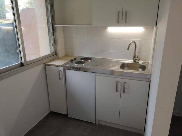 Location appartement 1 pièce 23.7 m² à Montpellier 34000