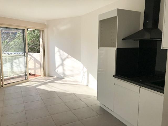 Location appartement 1 pièce, 23.83m², Cannes