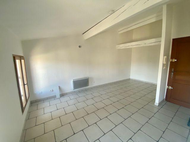Location Appartement 1 pièce 23m²