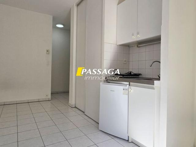 Location Appartement 1 pièce 23m²