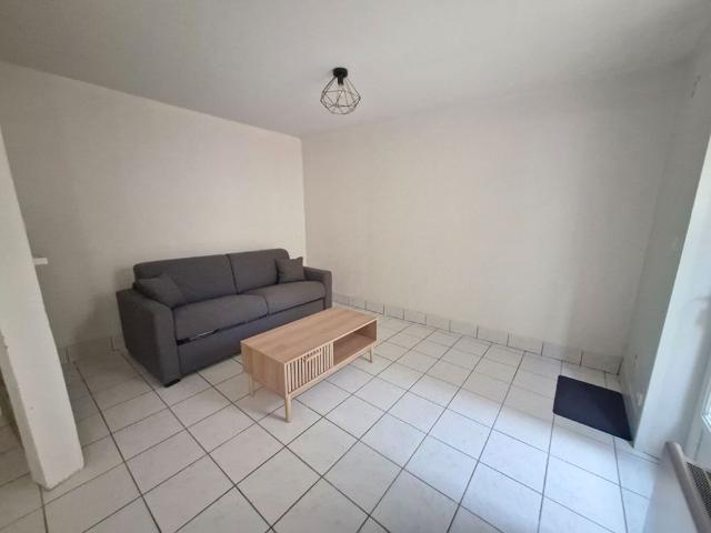 Location Appartement 1 pièce 23m²