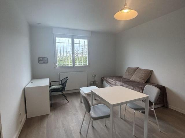 Location Appartement 1 pièce 23m²