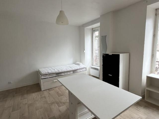 Location Appartement 1 pièce 23m²