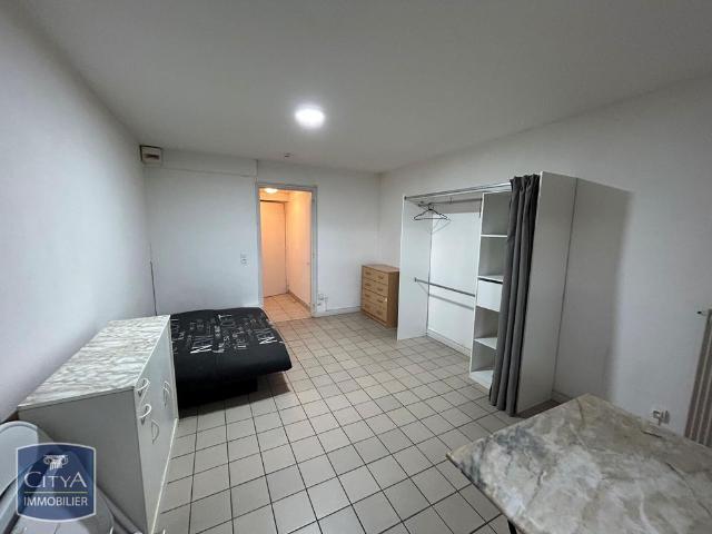 Location Appartement 1 pièce 23m² THIERS 63300