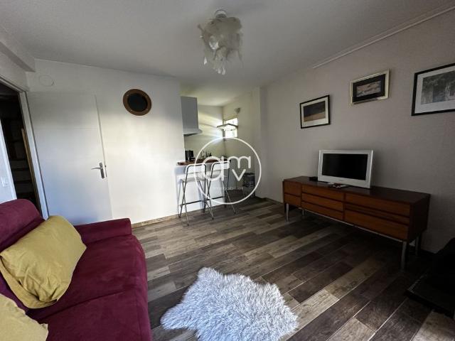 Location Appartement 1 pièce 23m² TOULON 83000