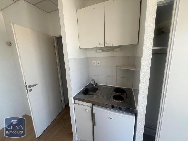 Location Appartement 1 pièce 23m² TOURS 37000
