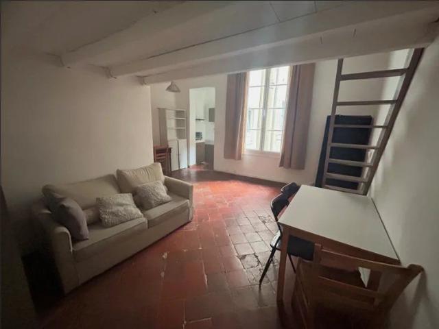Location Appartement 1 pièce 23m² AIX EN PROVENCE 13100