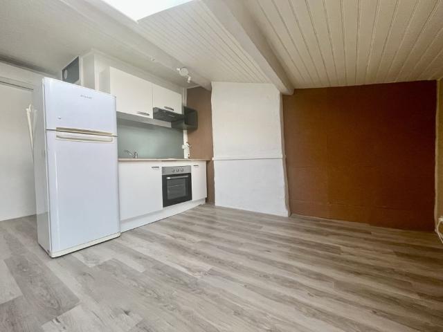 Location Appartement 1 pièce 23m² BEAUMONT 63110