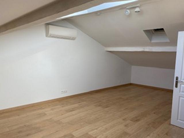 Location Appartement 1 pièce 23m² BORDEAUX 33000