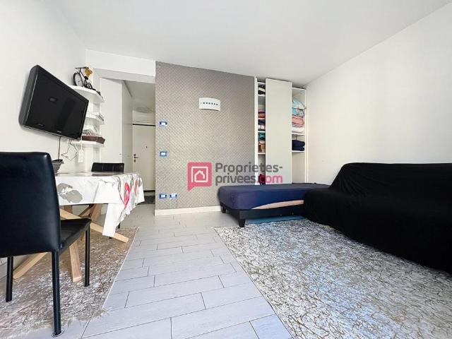 Location Appartement 1 pièce 23m² CANNES 06400