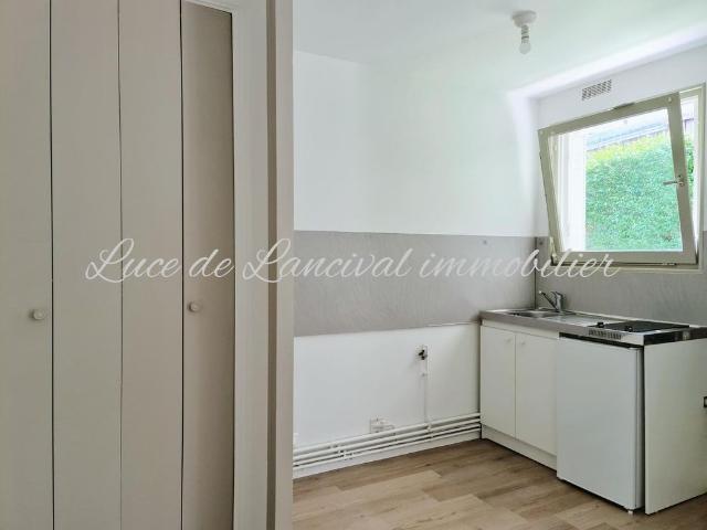 Location Appartement 1 pièce 23m² CHAUNY 02300