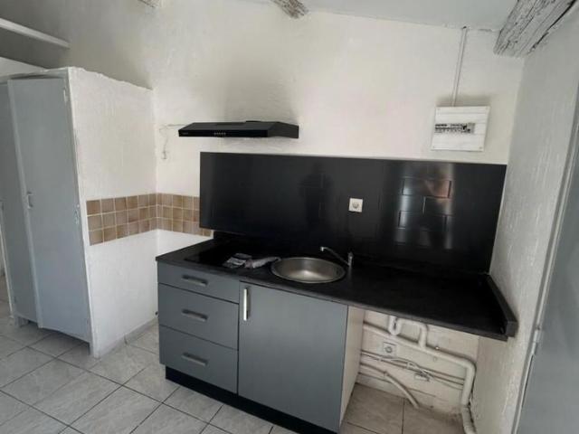 Location Appartement 1 pièce 23m² MARTIGUES 13500