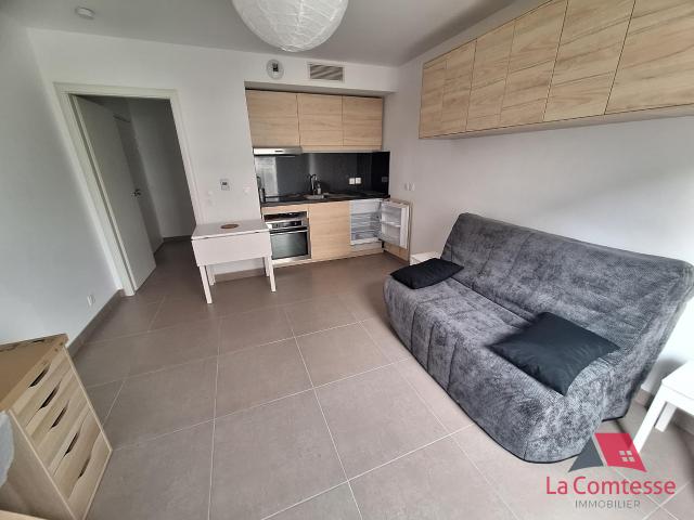 Location Appartement 1 pièce 23m² MARSEILLE 8ème