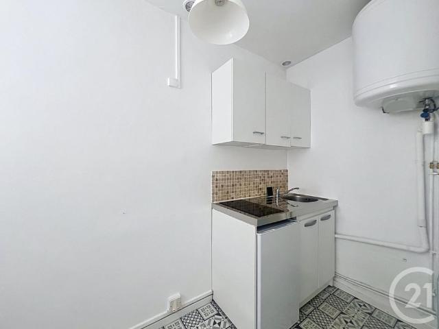Location Appartement 1 pièce 23m² MELUN 77000