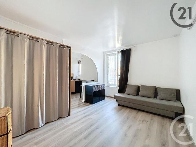 Location Appartement 1 pièce 23m² MELUN 77000