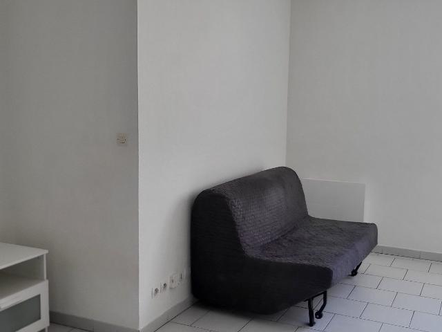 Location Appartement 1 pièce 23m² MONTPELLIER 34070